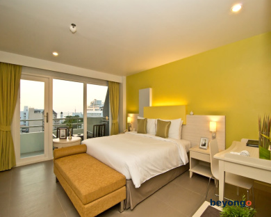 SUNSHINE VISTA 28