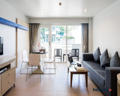 SUNSHINE VISTA 33