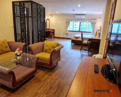 Sabai Inn 35