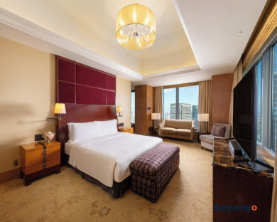 Shangri-La Tokyo 37