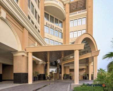 Sheraton Mall of the Emirates Hotel, Dubai 6