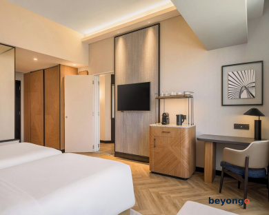 Sheraton Mall of the Emirates Hotel, Dubai 77
