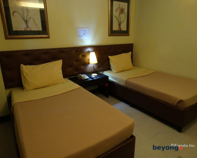 Silver Oaks Suite Hotel 20
