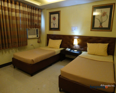 Silver Oaks Suite Hotel 21