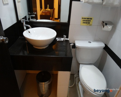 Silver Oaks Suite Hotel 25
