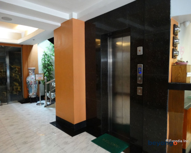 Silver Oaks Suite Hotel 34