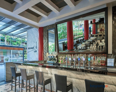 Singapore Marriott Tang Plaza Hotel 127
