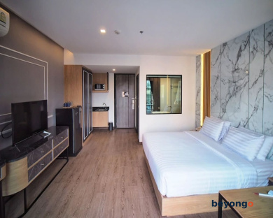 Sleep With Me Pattaya 7