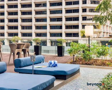 Sofitel Singapore City Centre 6
