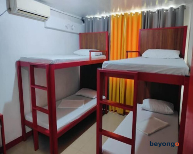 Stay Malate (Wanderers Guest House) 72