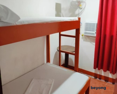 Stay Malate (Wanderers Guest House) 88