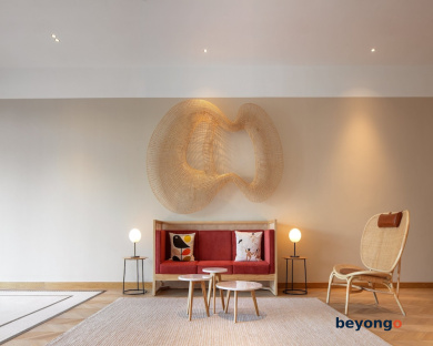 Staybridge Suites Dubai Internet City by IHG 2
