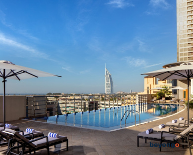 Staybridge Suites Dubai Internet City by IHG 9