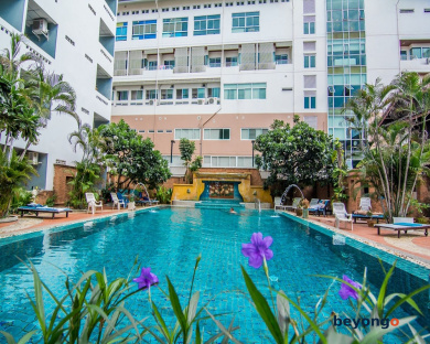 Sutus Court 1 11