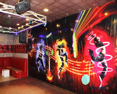 TGI Apple Inn 38
