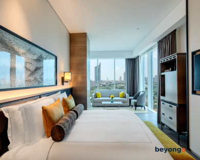 Taj Jumeirah Lakes Towers 24