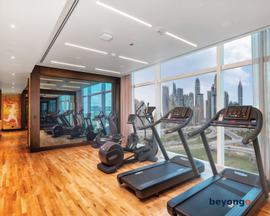 Taj Jumeirah Lakes Towers 7