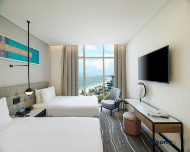 Th8 Palm Beach Resort, Vignette Collection 194