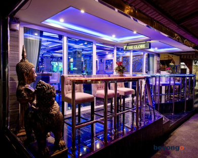 The Globe Hotel Bar and Restaurant 3