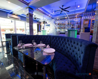 The Globe Hotel Bar and Restaurant 30