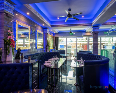 The Globe Hotel Bar and Restaurant 32