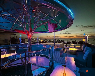 The Globe Hotel Bar and Restaurant 62