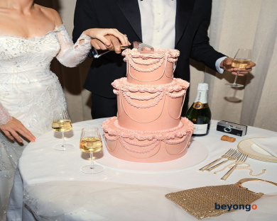 The Lana - Dorchester Collection 330
