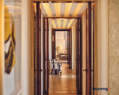 The Lana - Dorchester Collection 98