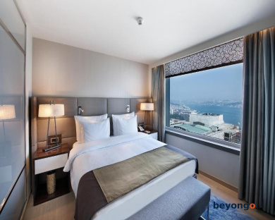 The Marmara Taksim 12
