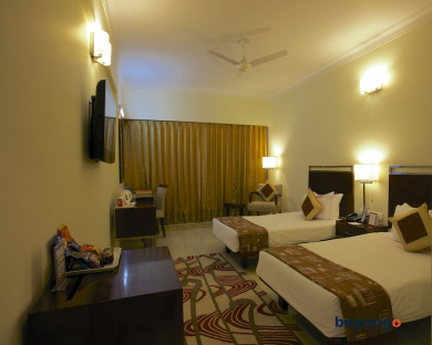 The Wall Street Beacon, Jaipur 24