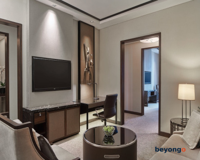 The Westin Singapore 43