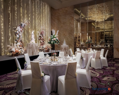 The Westin Singapore 83