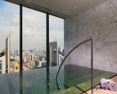 The Westin Singapore 9