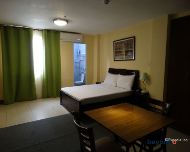 Time Traveller's Hotel 12