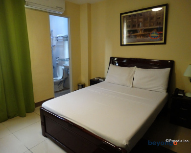 Time Traveller's Hotel 14