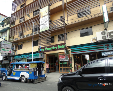 Time Traveller's Hotel 42