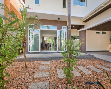 Tropicana Pool Villa 217