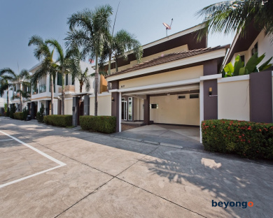 Tropicana Pool Villa 243