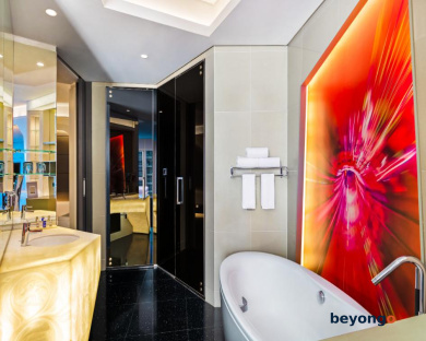 V Hotel Dubai, Curio Collection by Hilton 72