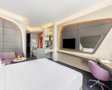 V Hotel Dubai, Curio Collection by Hilton 79