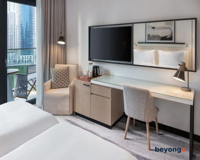 Vida Dubai Marina and Yacht Club 13