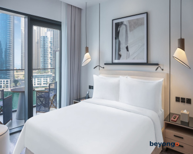Vida Dubai Marina and Yacht Club 15