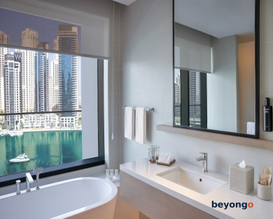 Vida Dubai Marina and Yacht Club 19