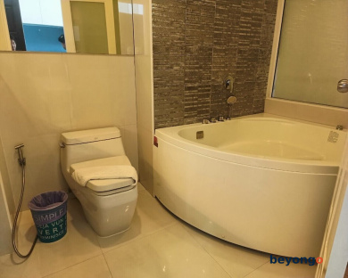 View Talay 6 Condominium by Honey 158
