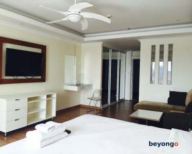 View Talay 6 Condominium by Honey 274