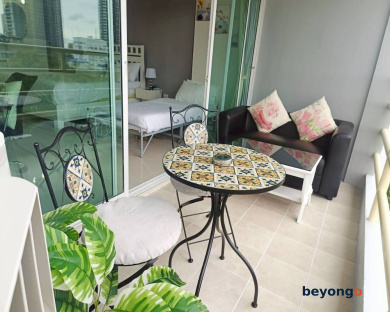 View Talay 6 Condominium by Honey 300