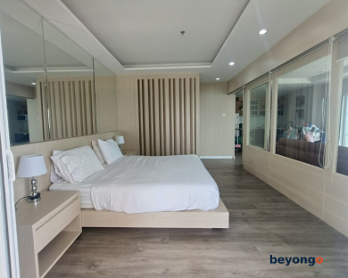 View Talay 6 Condominium by Honey 39