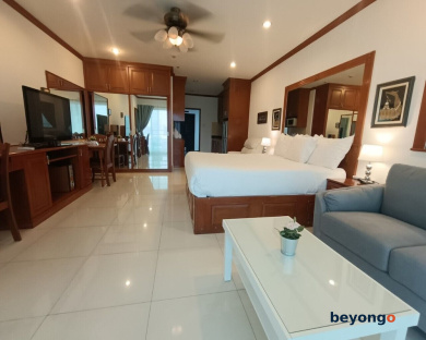 View Talay 6 Condominium by Honey 76