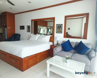 View Talay 6 Condominium by Honey 96