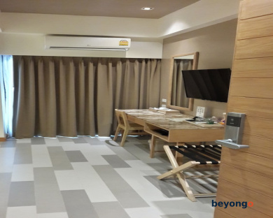 W14 Pattaya 55